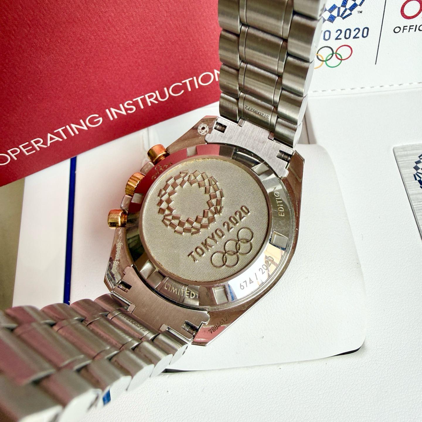 Omega Speedmaster Moonwatch 522.20.42.30.01.001 Box & Papers