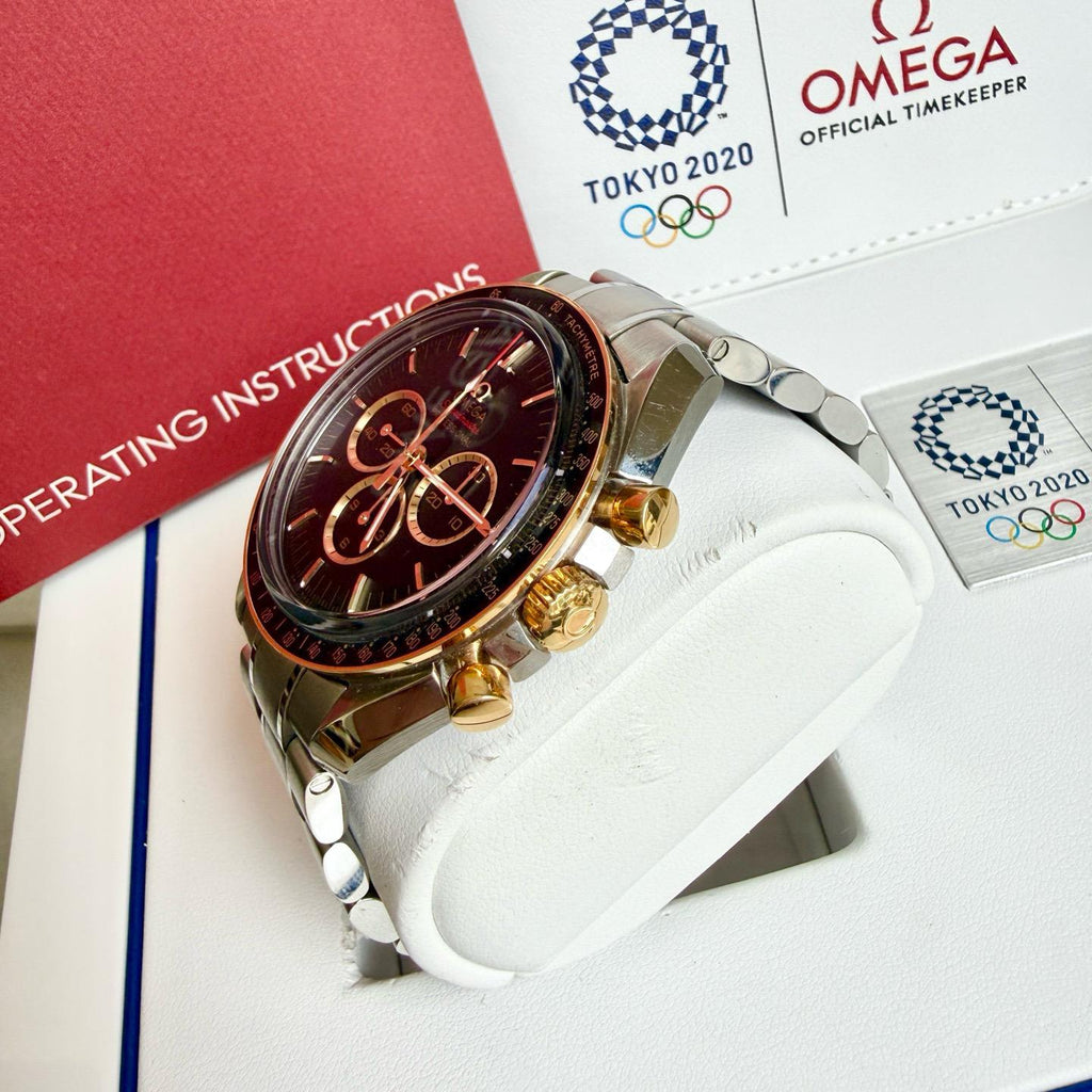 Omega Speedmaster Moonwatch 522.20.42.30.01.001 Box & Papers