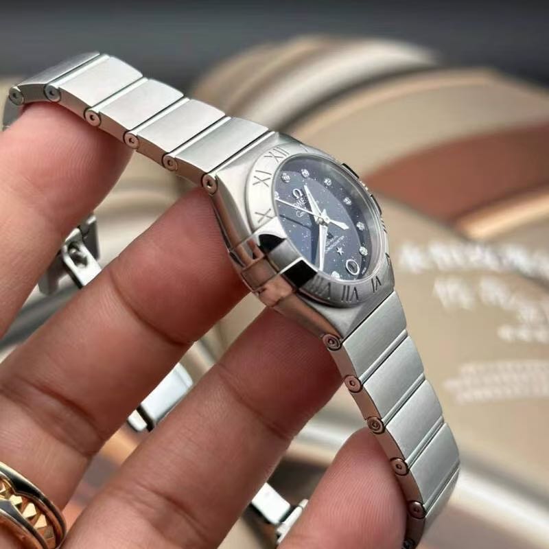 Omega 123.10.27.20.53.001