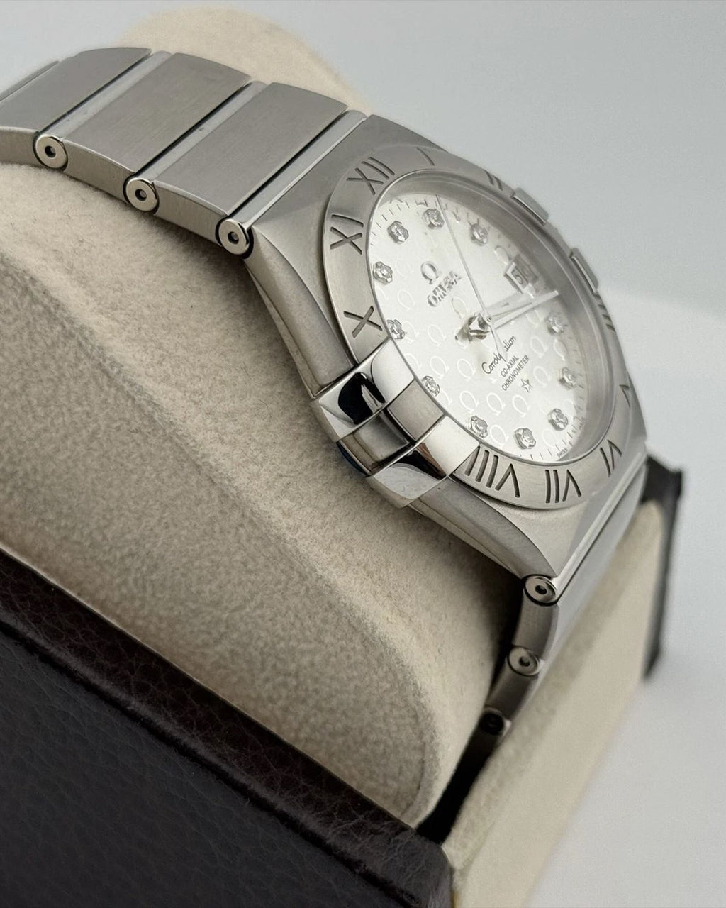Omega 123.10.35.20.52.002