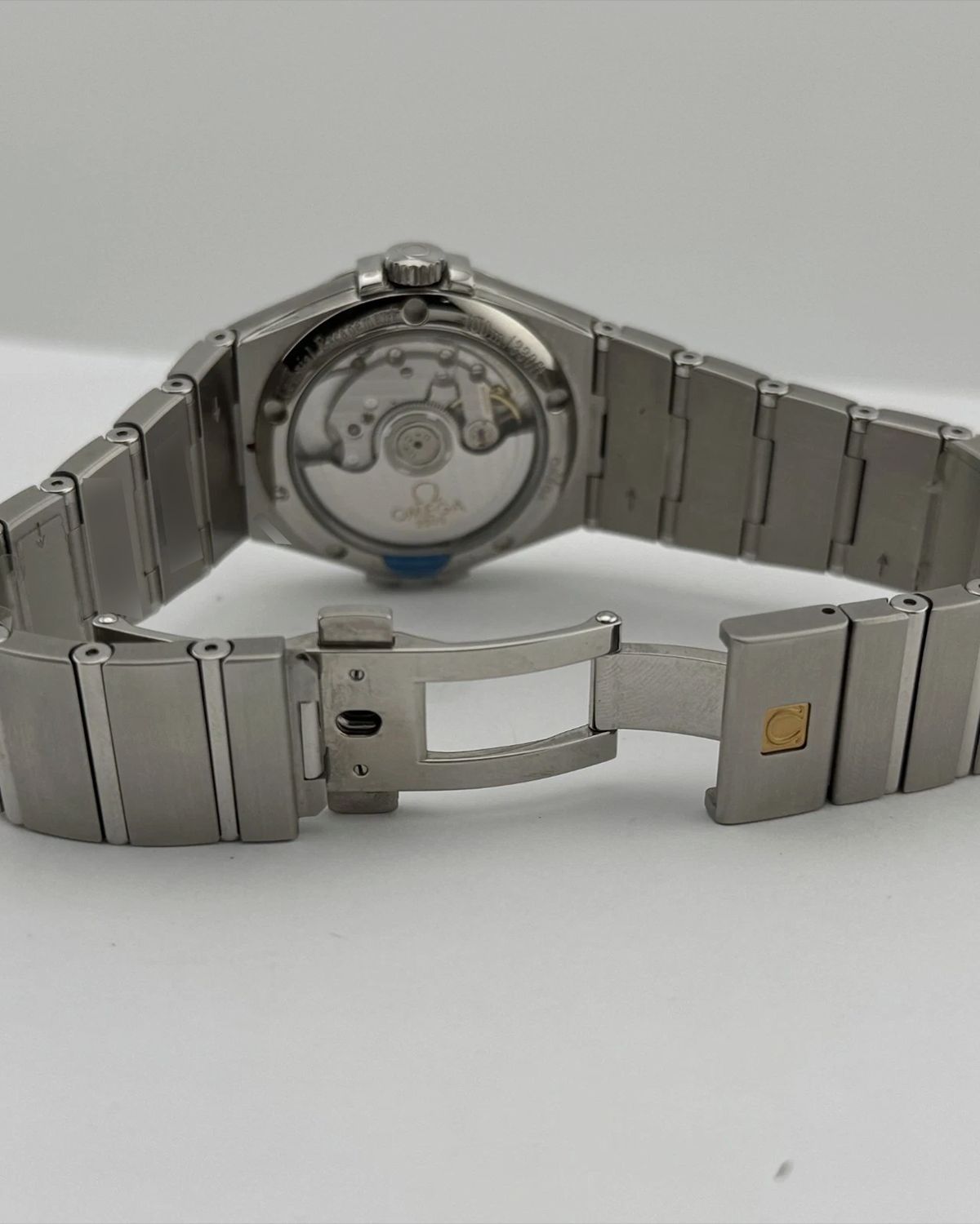 Omega 123.10.35.20.52.002