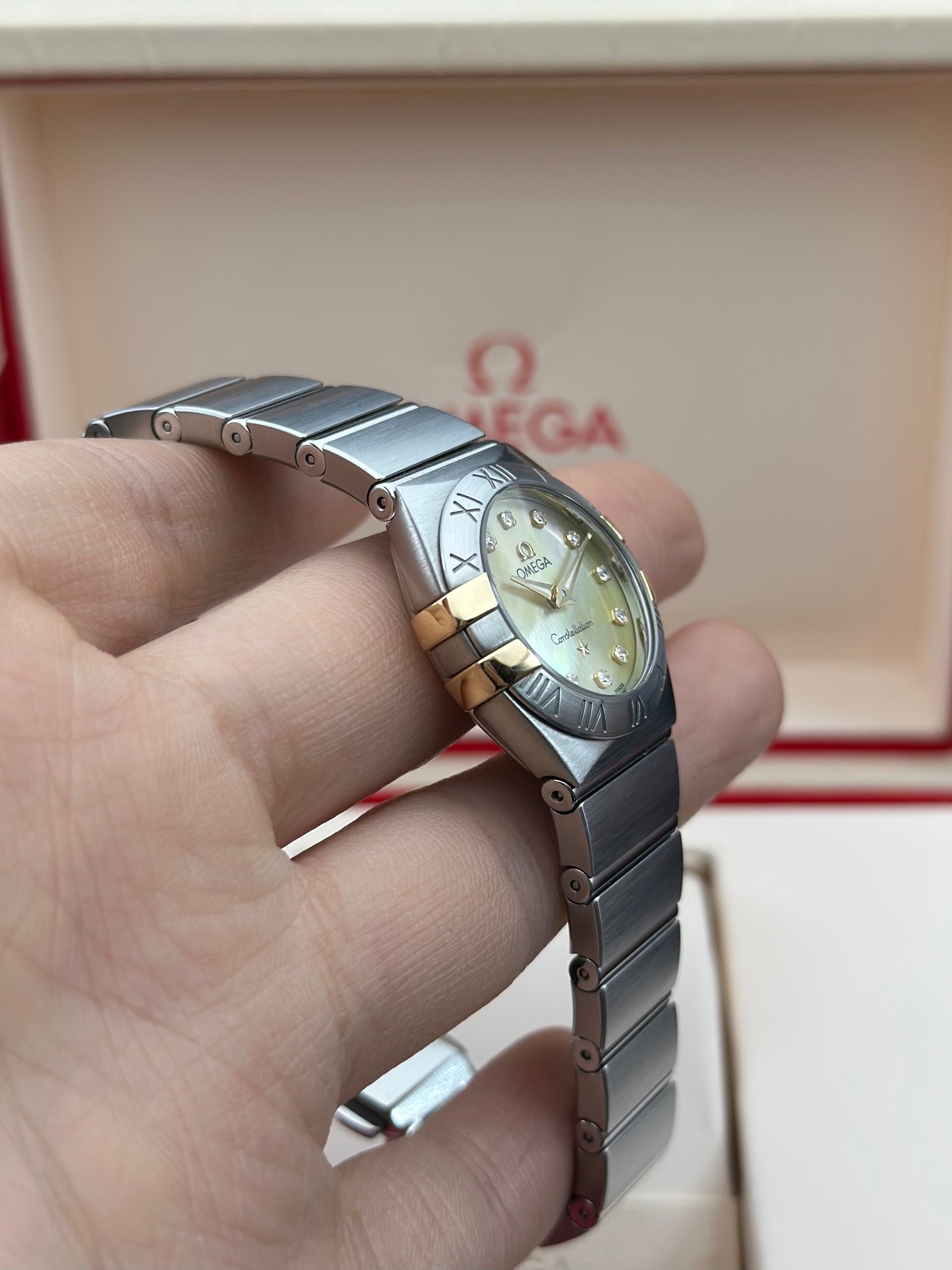 Omega 123.20.24.60.57.002