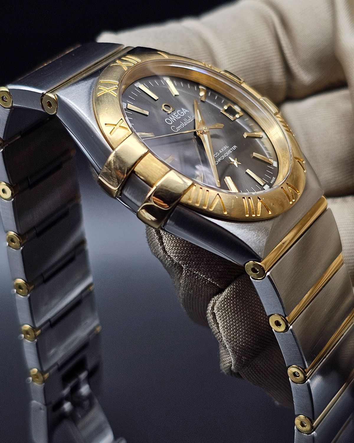 Omega 123.20.35.20.06.001