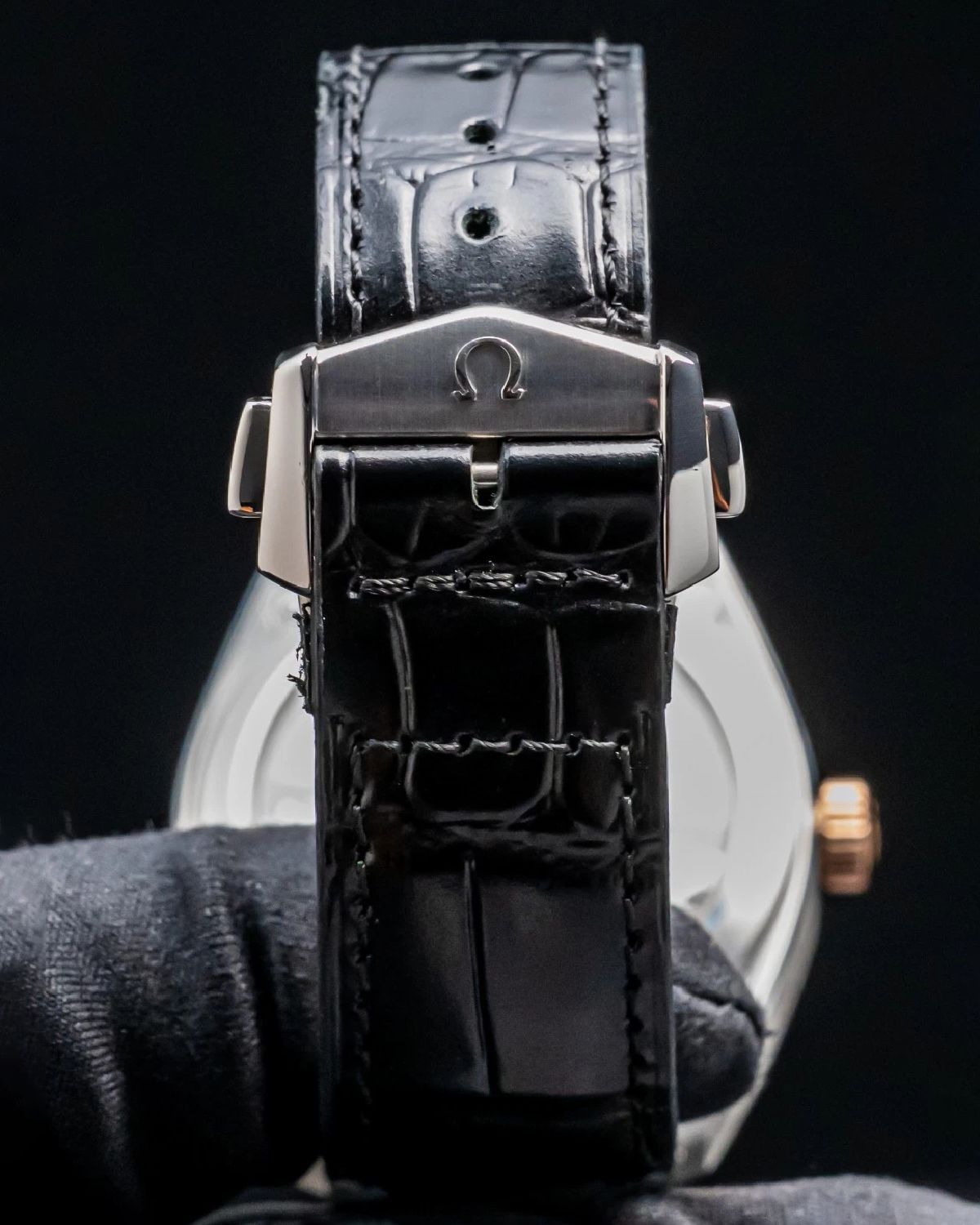 Omega 130.23.39.21.03.001