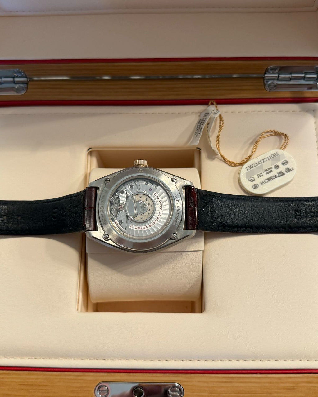 Omega 130.23.41.22.11.001