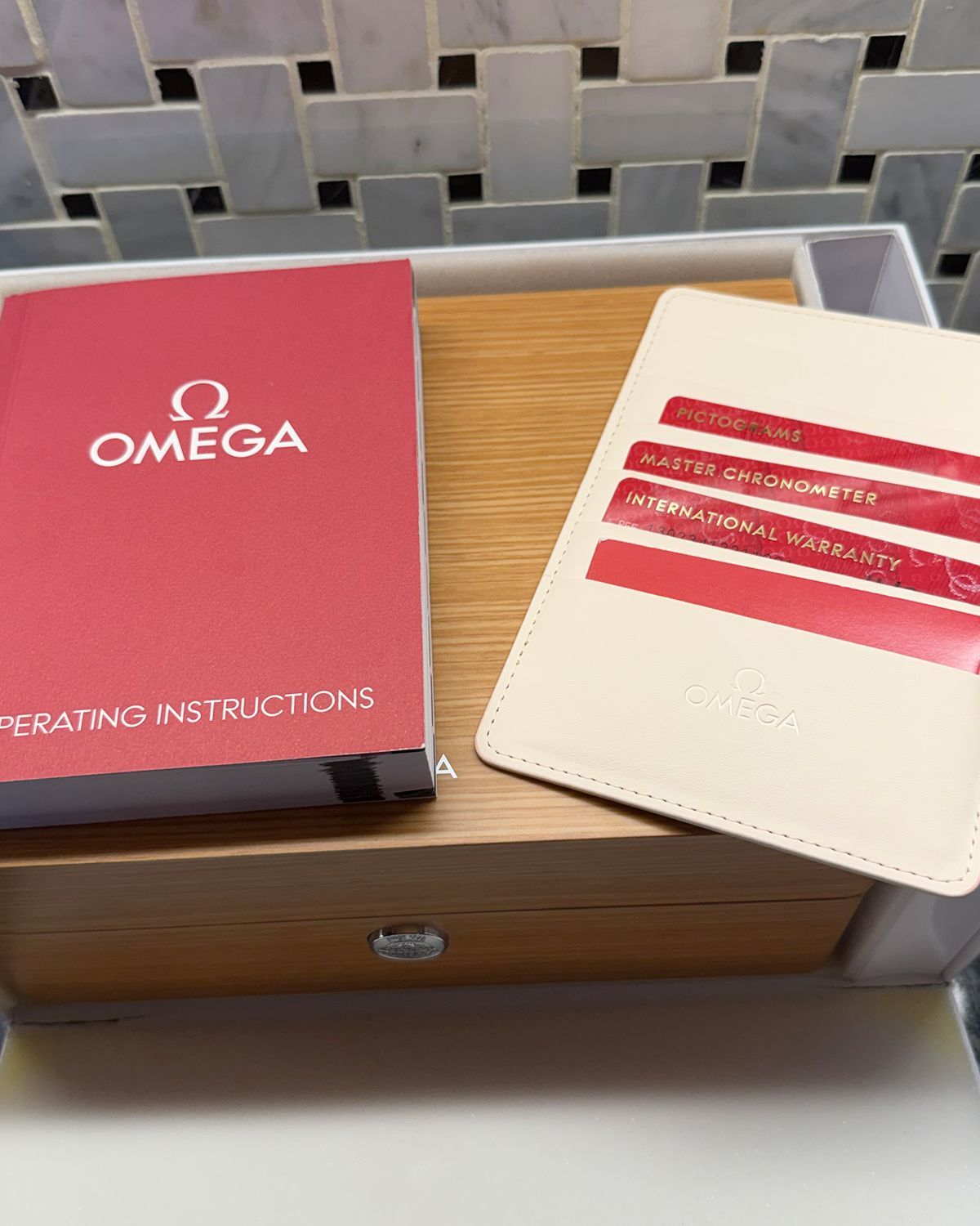 Omega 130.23.41.22.11.001