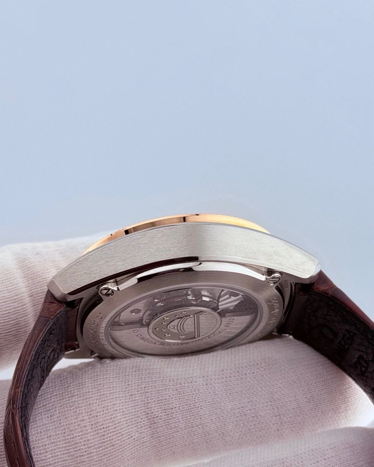 Omega 130.23.41.22.11.001