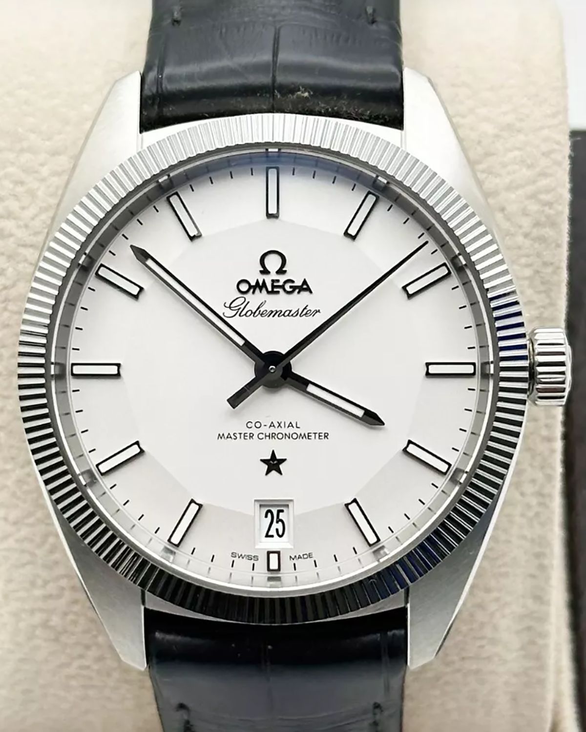 Omega 130.33.39.21.02.001