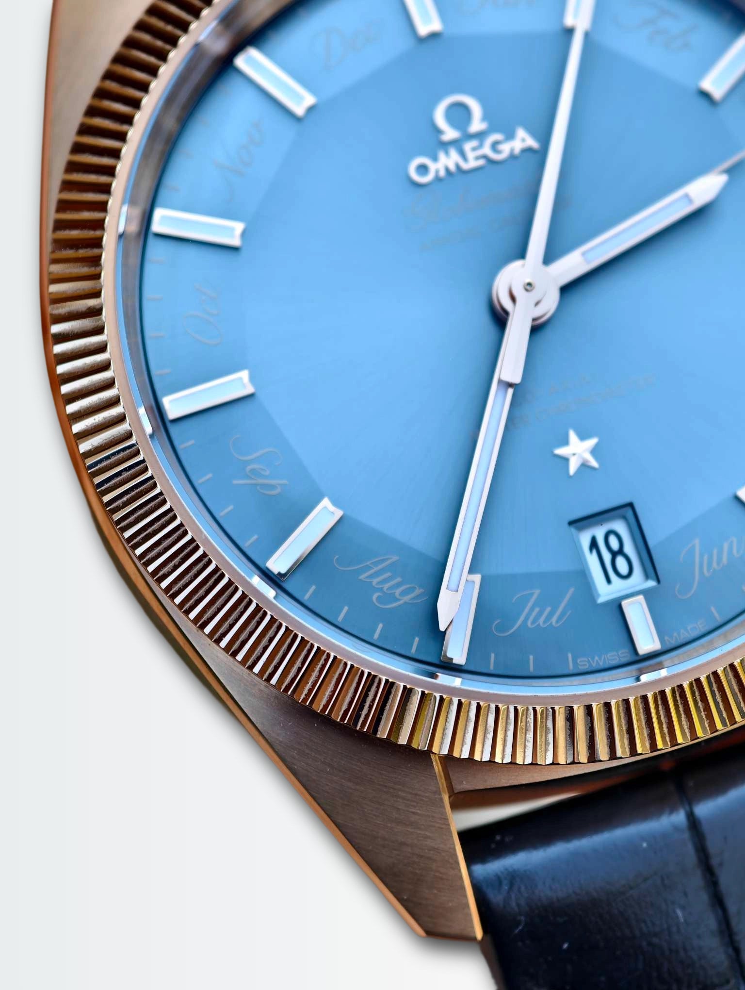 Omega 130.53.41.22.03.001