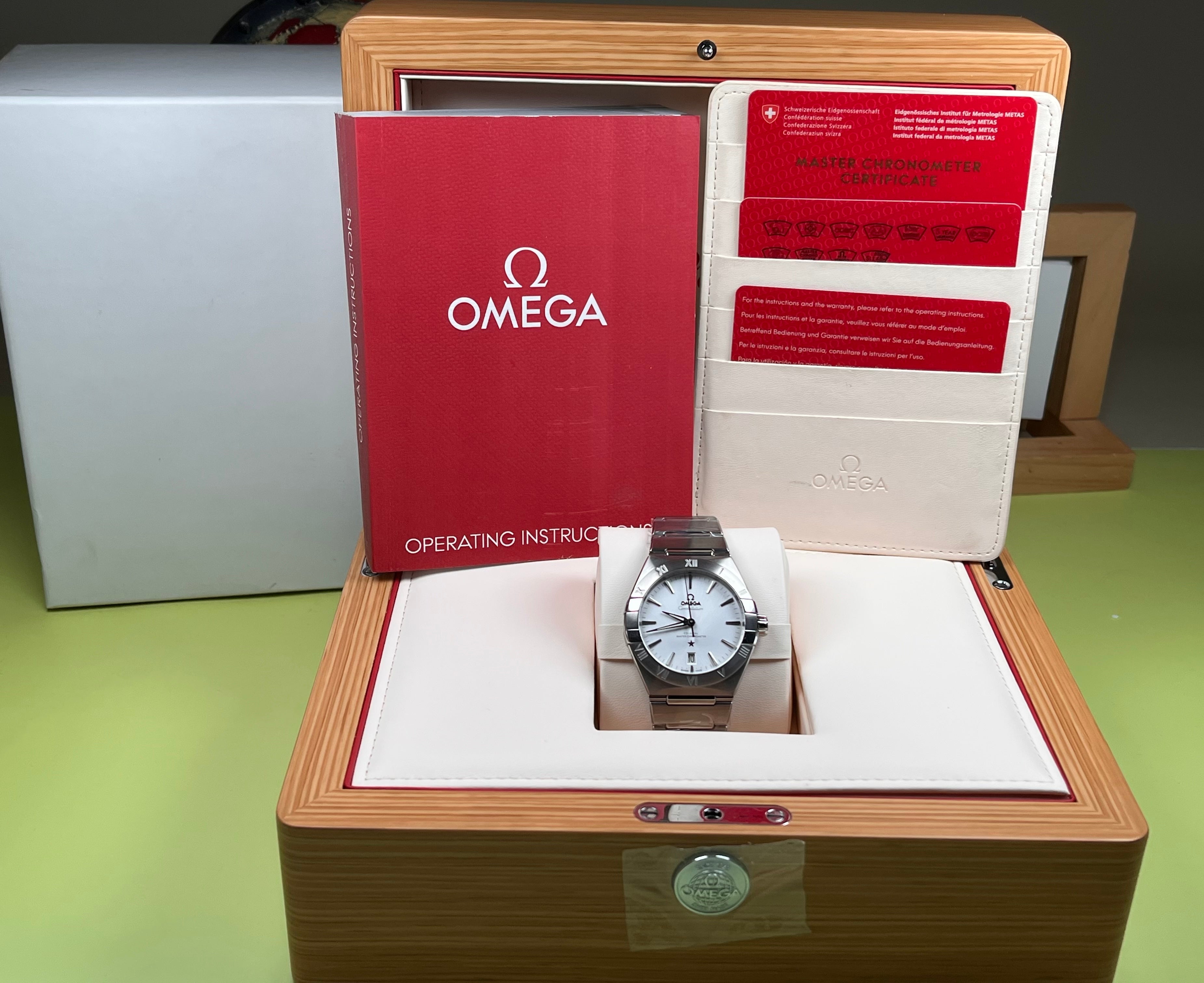 Omega 131.10.39.20.02.001