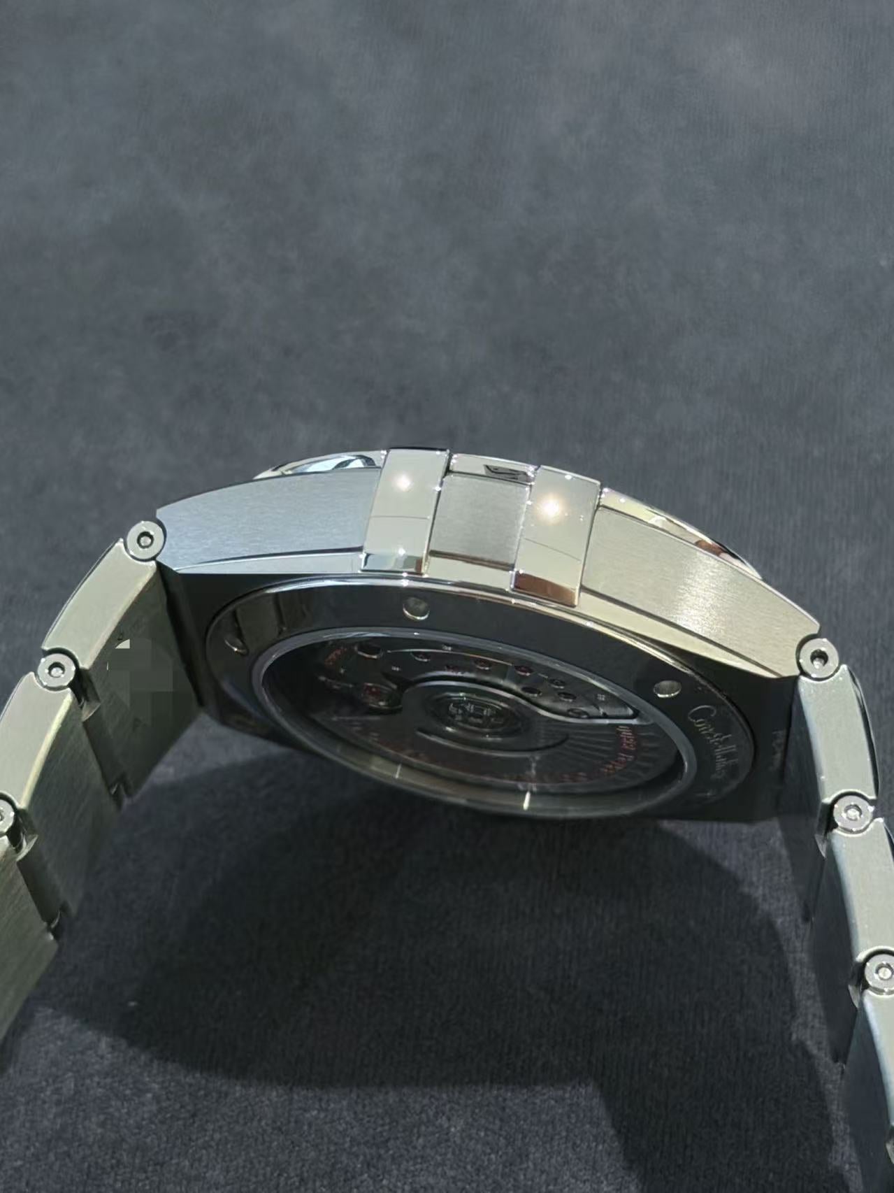 Omega 131.10.39.20.06.001