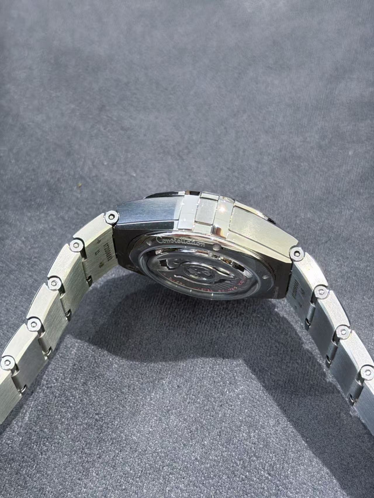 Omega 131.15.29.20.53.001
