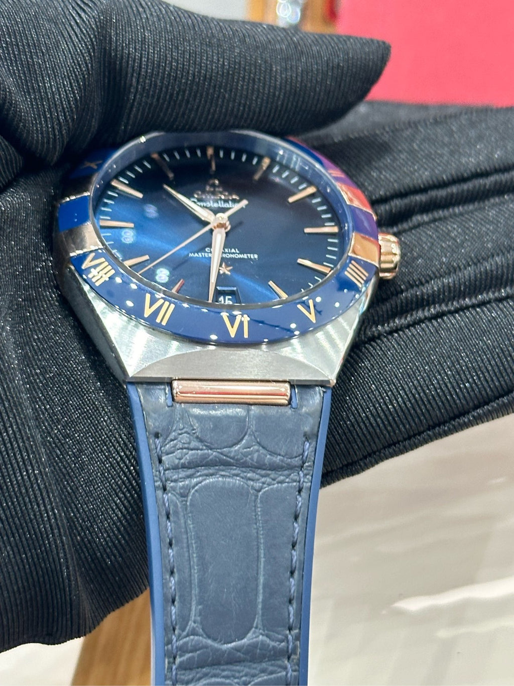 Omega 131.23.41.21.03.001