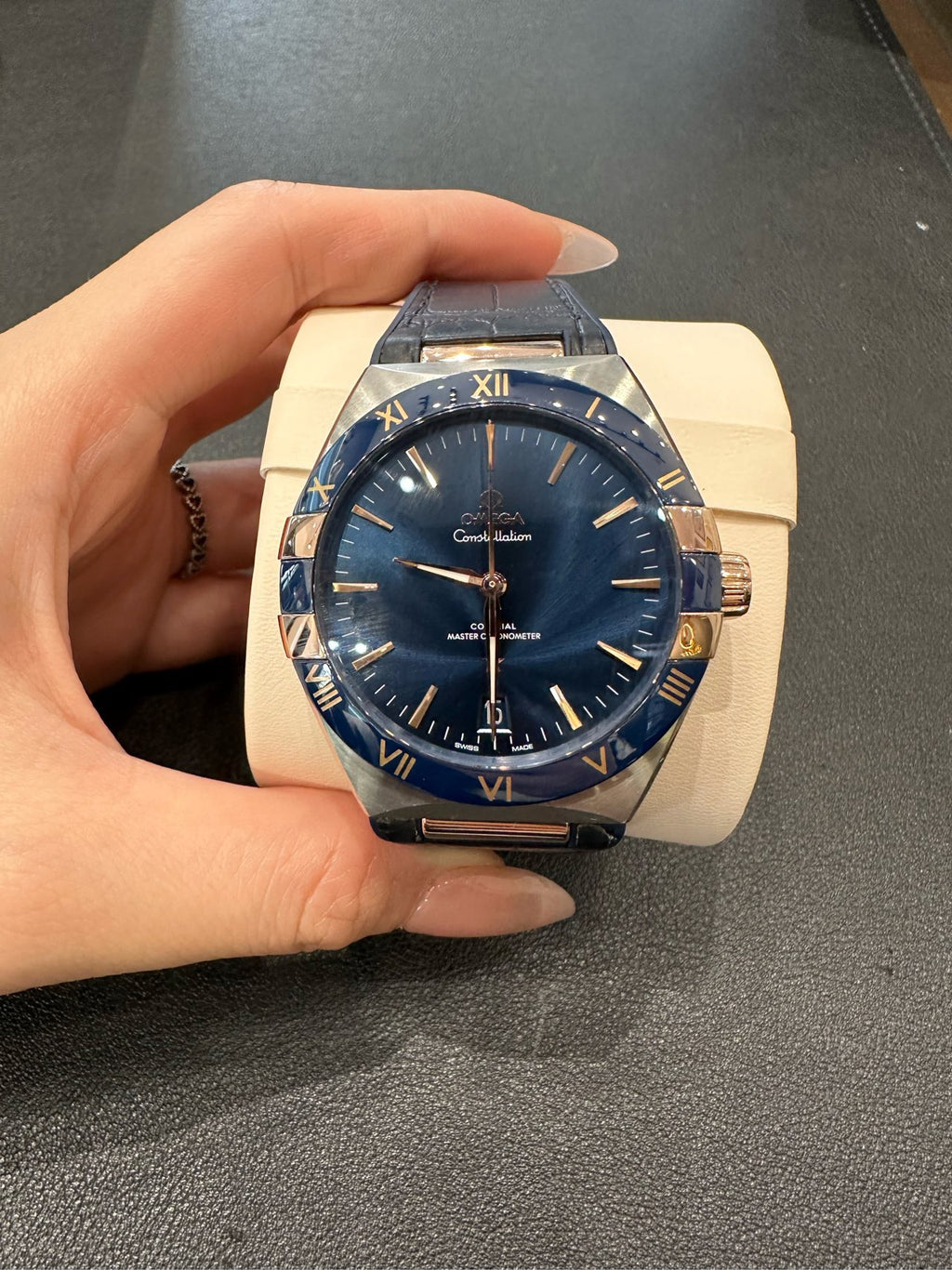 Omega 131.23.41.21.03.001