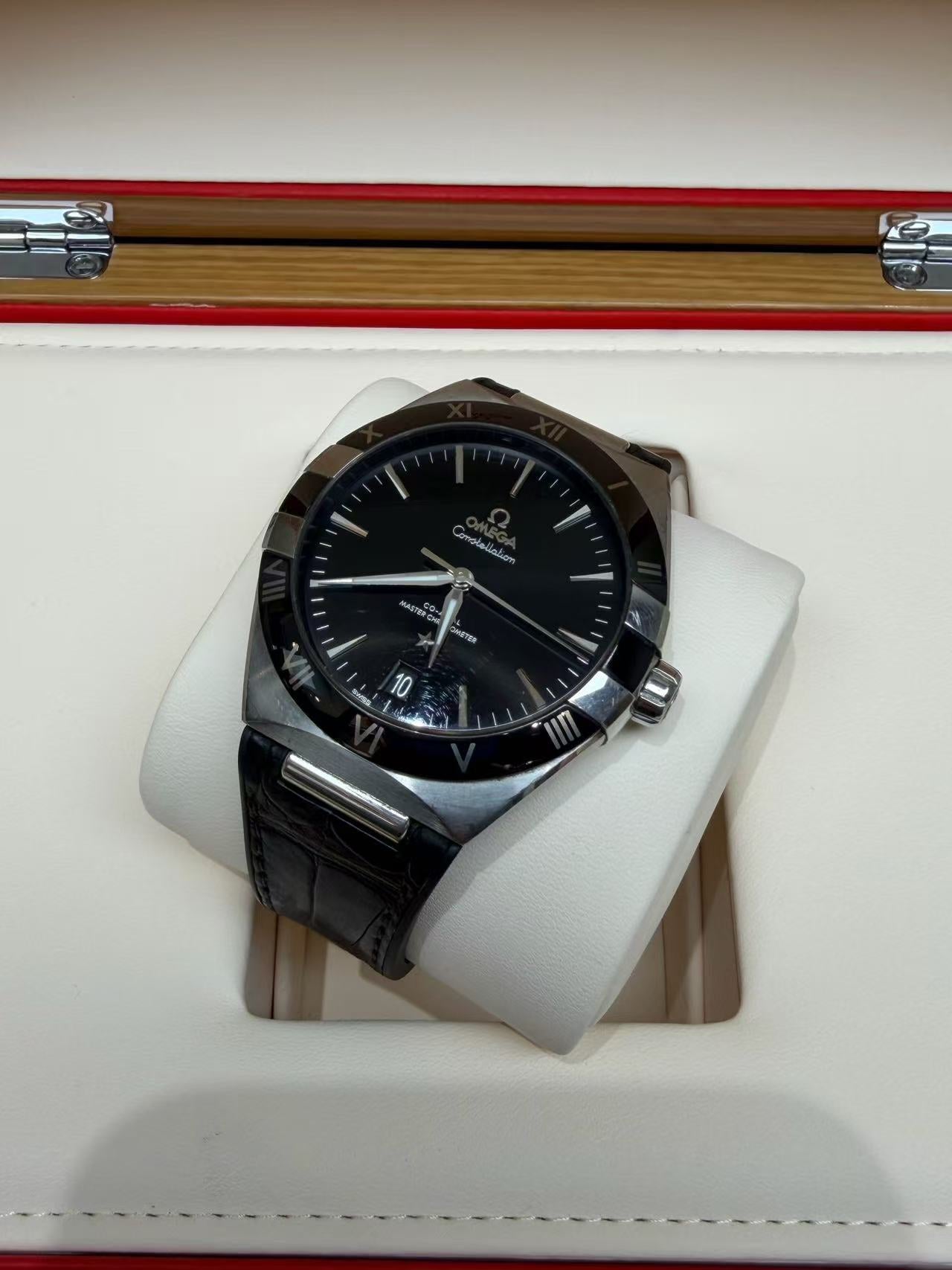 Omega 131.33.41.21.01.001