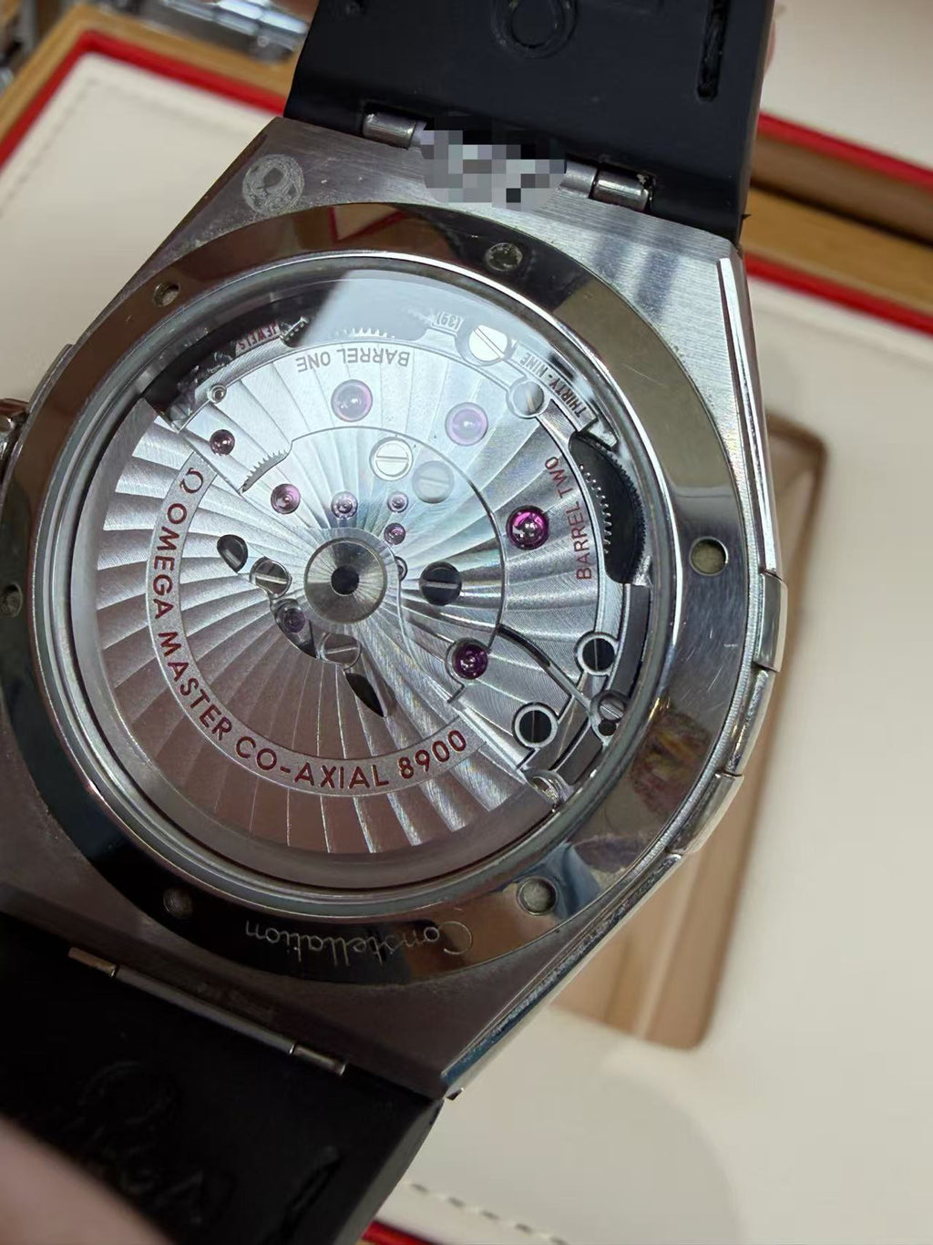 Omega 131.33.41.21.01.001