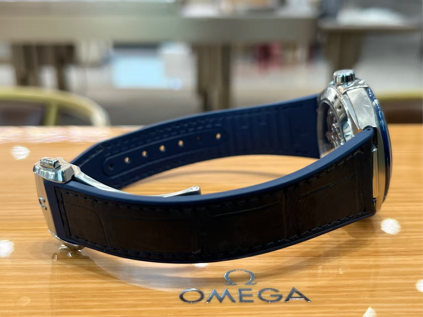 Omega 131.33.41.21.03.001
