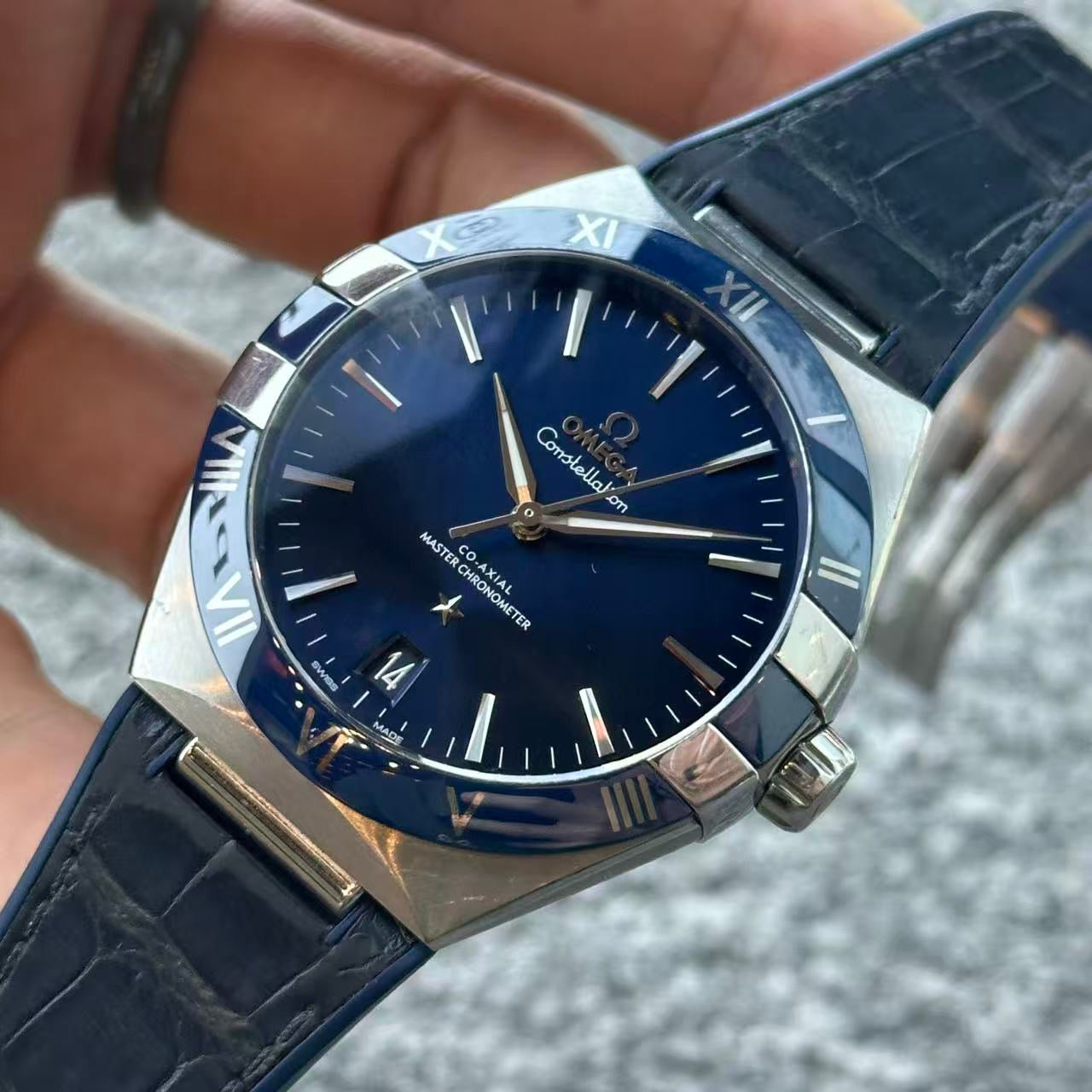 Omega 131.33.41.21.03.001