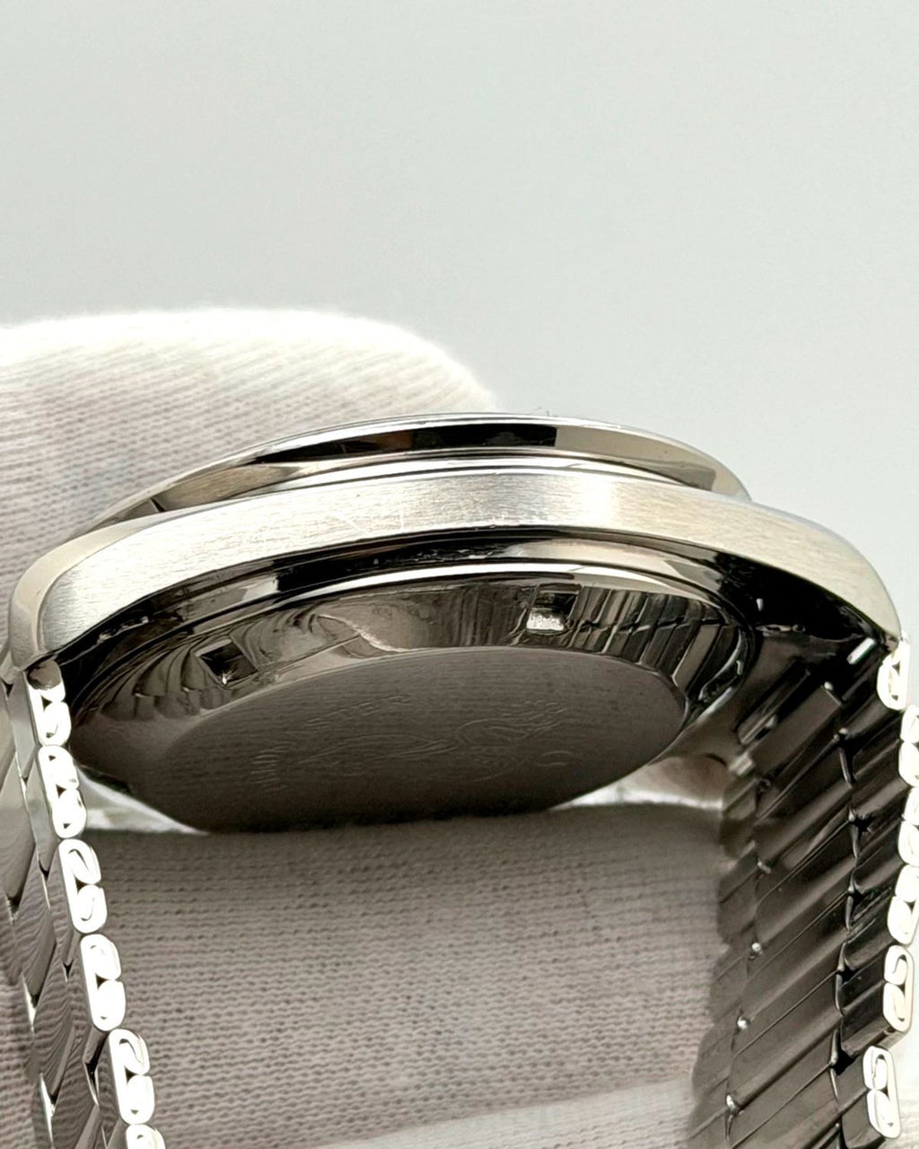 Omega 145.012