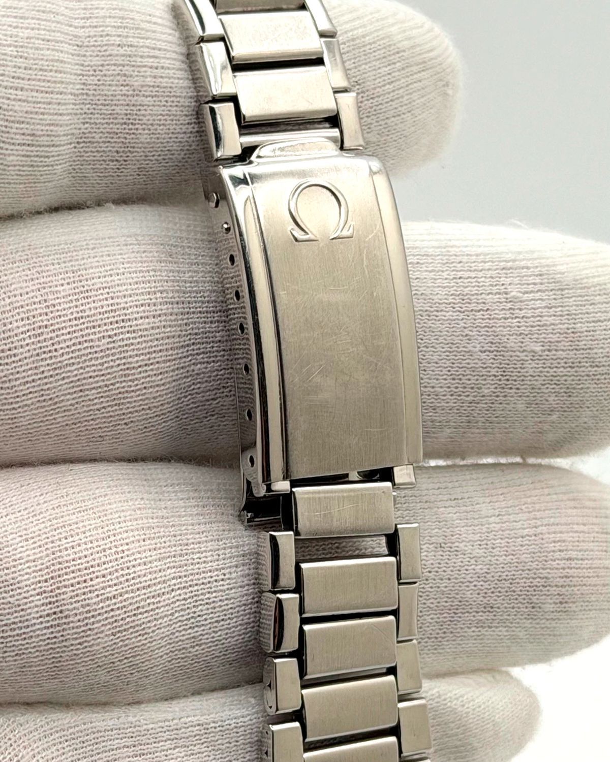 Omega 145.012