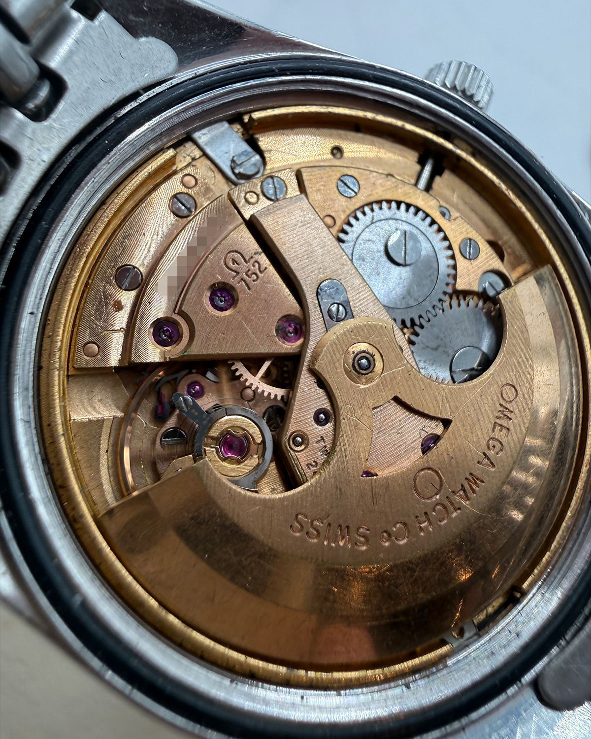 Omega 166.032