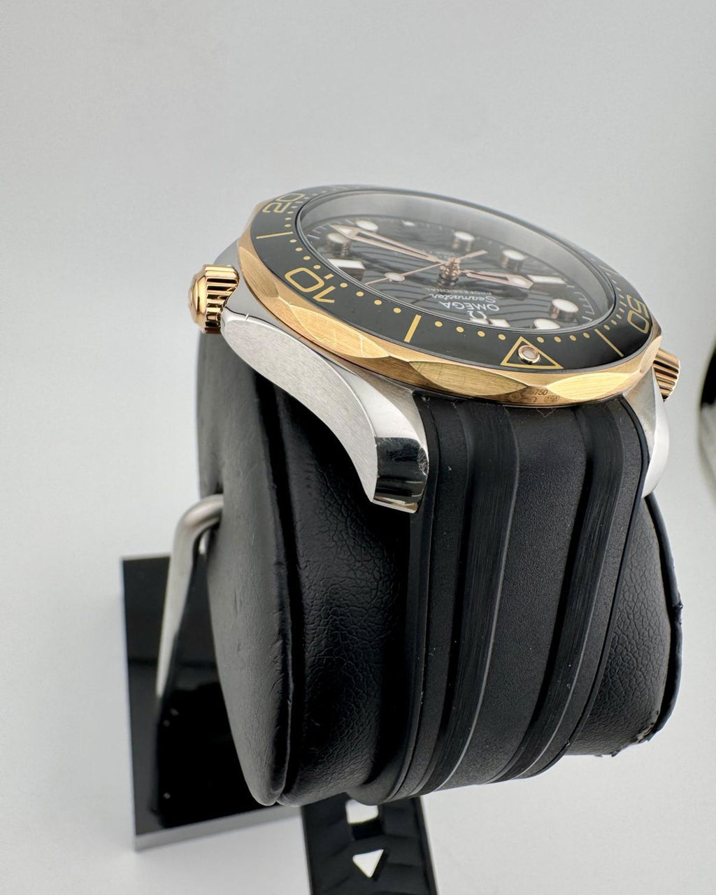 Omega 210.20.42.20.01.001