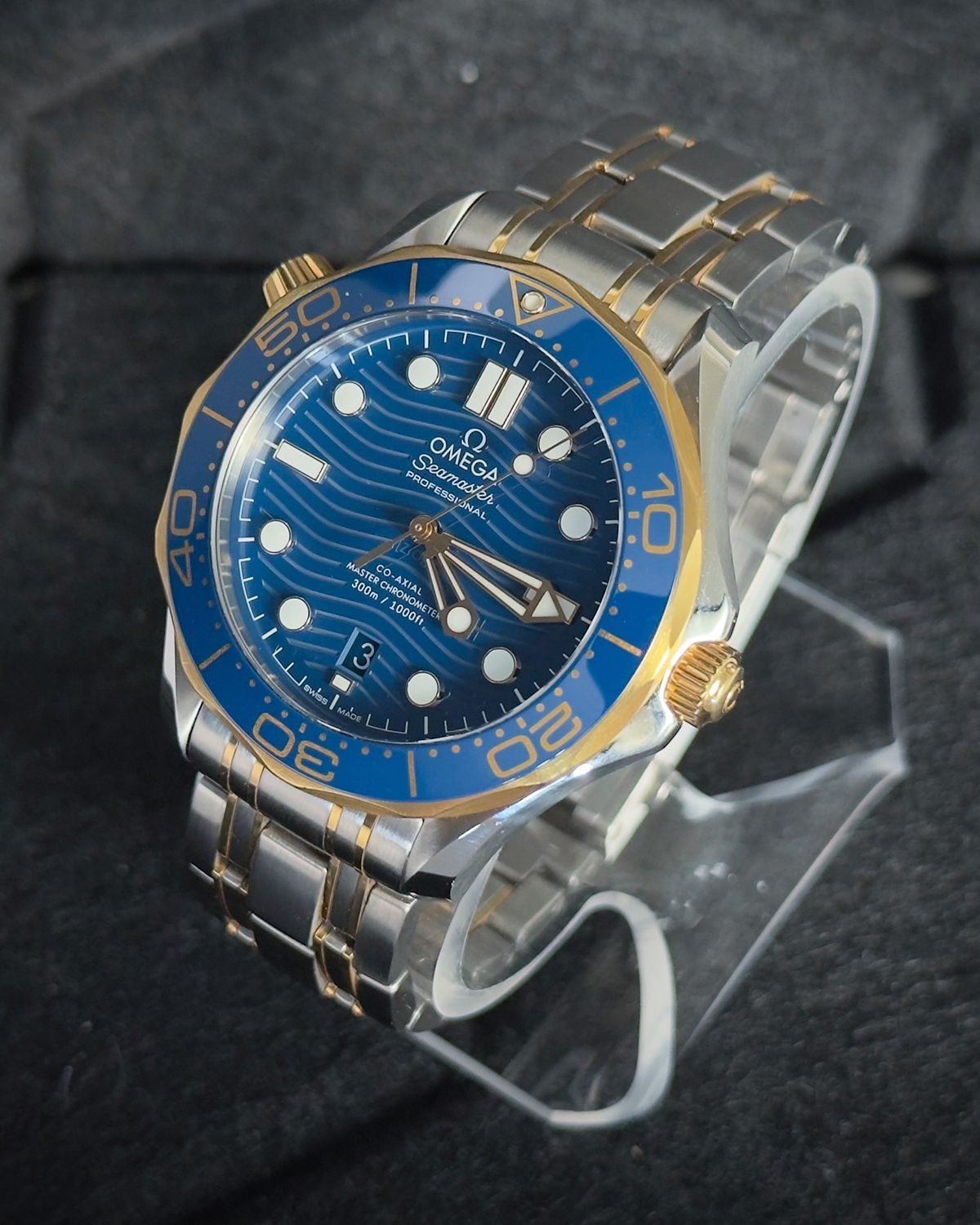 Omega 210.20.42.20.03.001