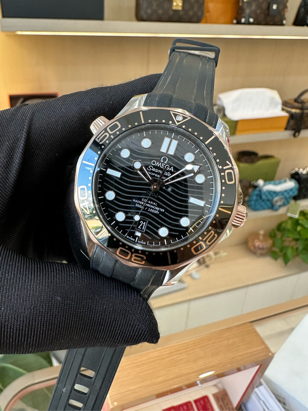 Omega 210.22.42.20.01.002