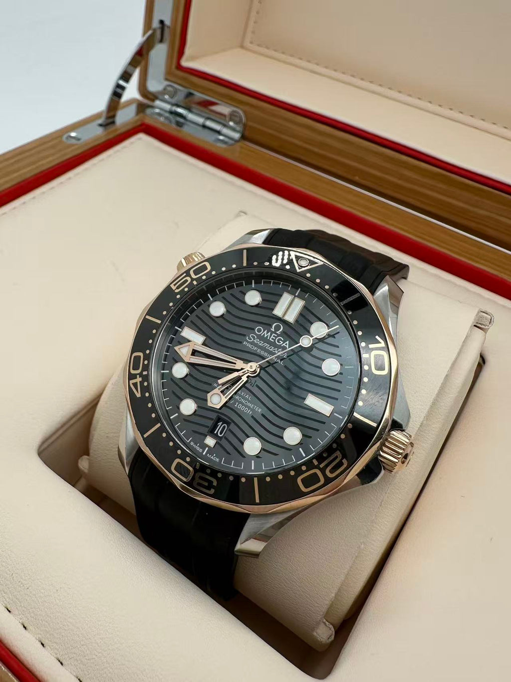 Omega 210.22.42.20.01.002