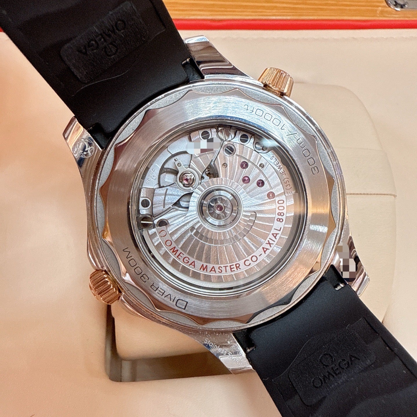 Omega 210.22.42.20.01.002