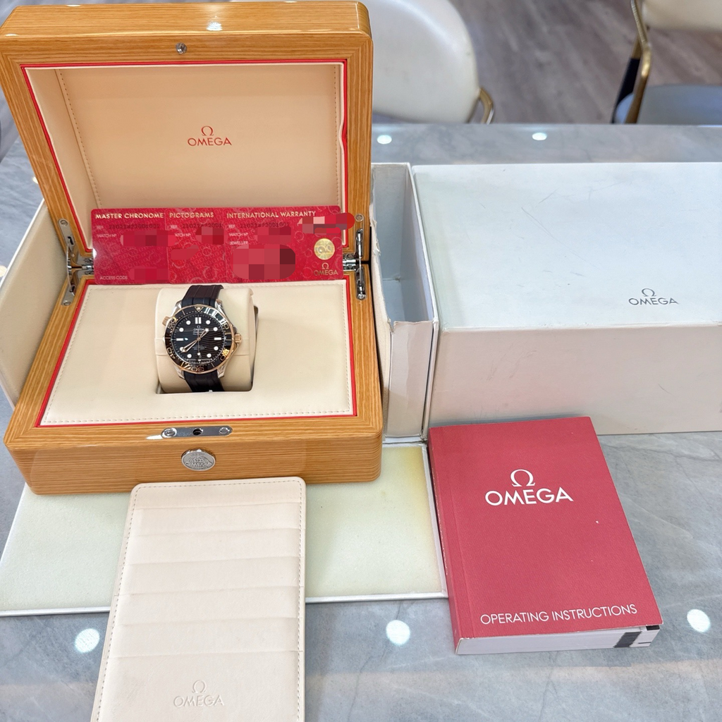 Omega 210.22.42.20.01.002
