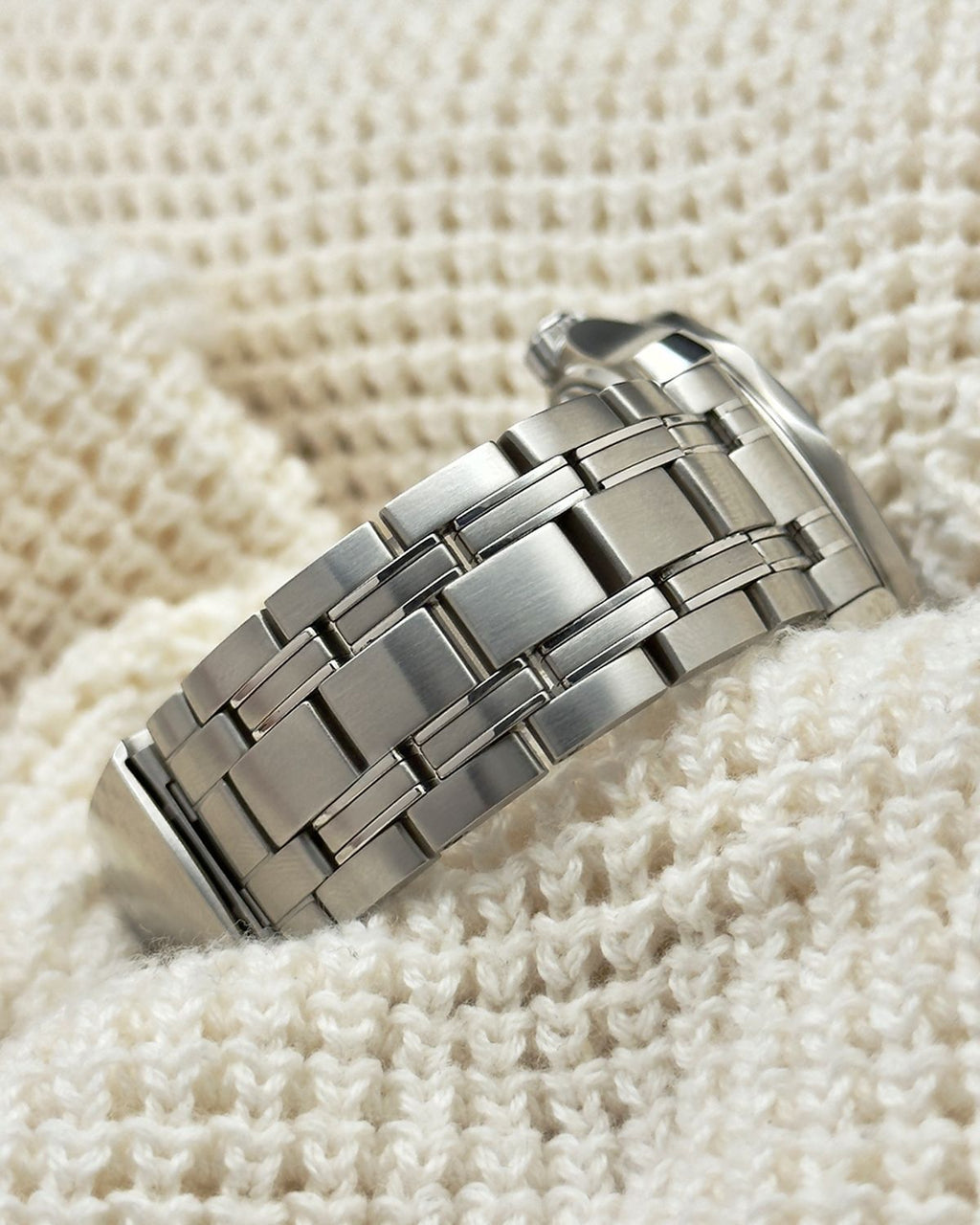 Omega 210.22.42.20.01.004