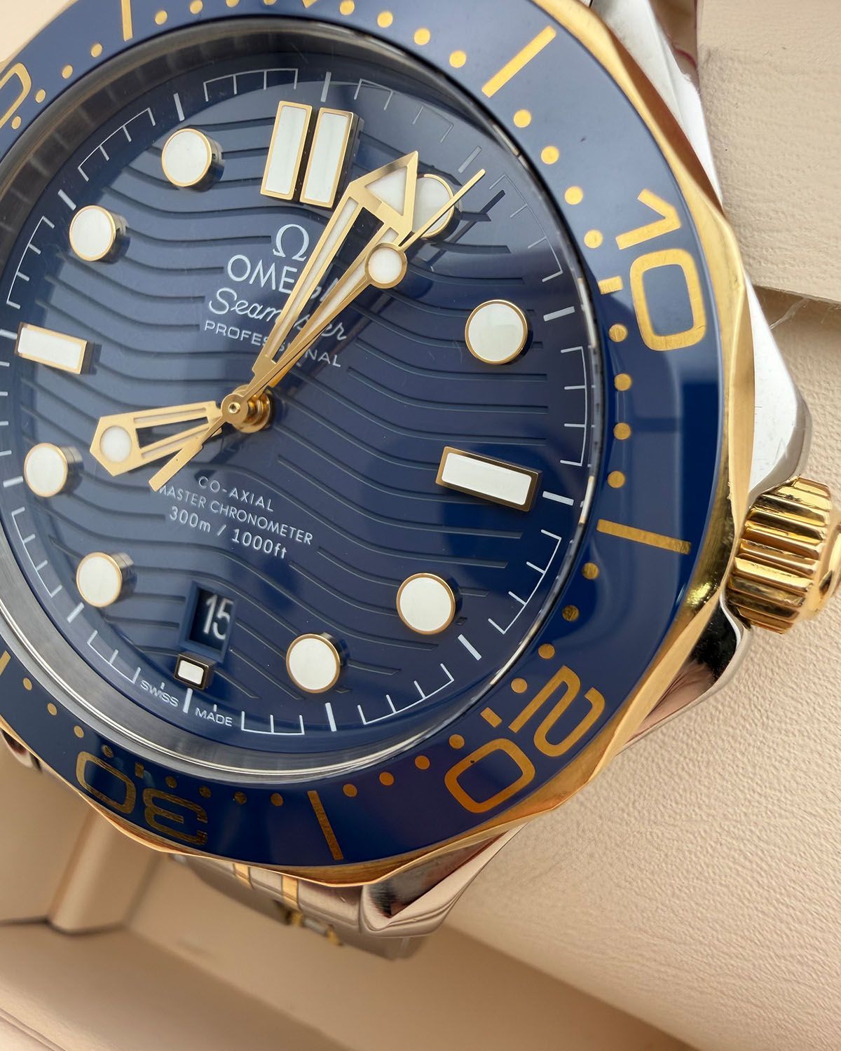 Omega 210.22.42.20.03.001