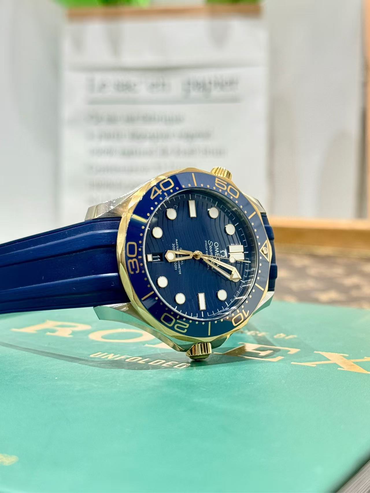 Omega 210.22.42.20.03.001