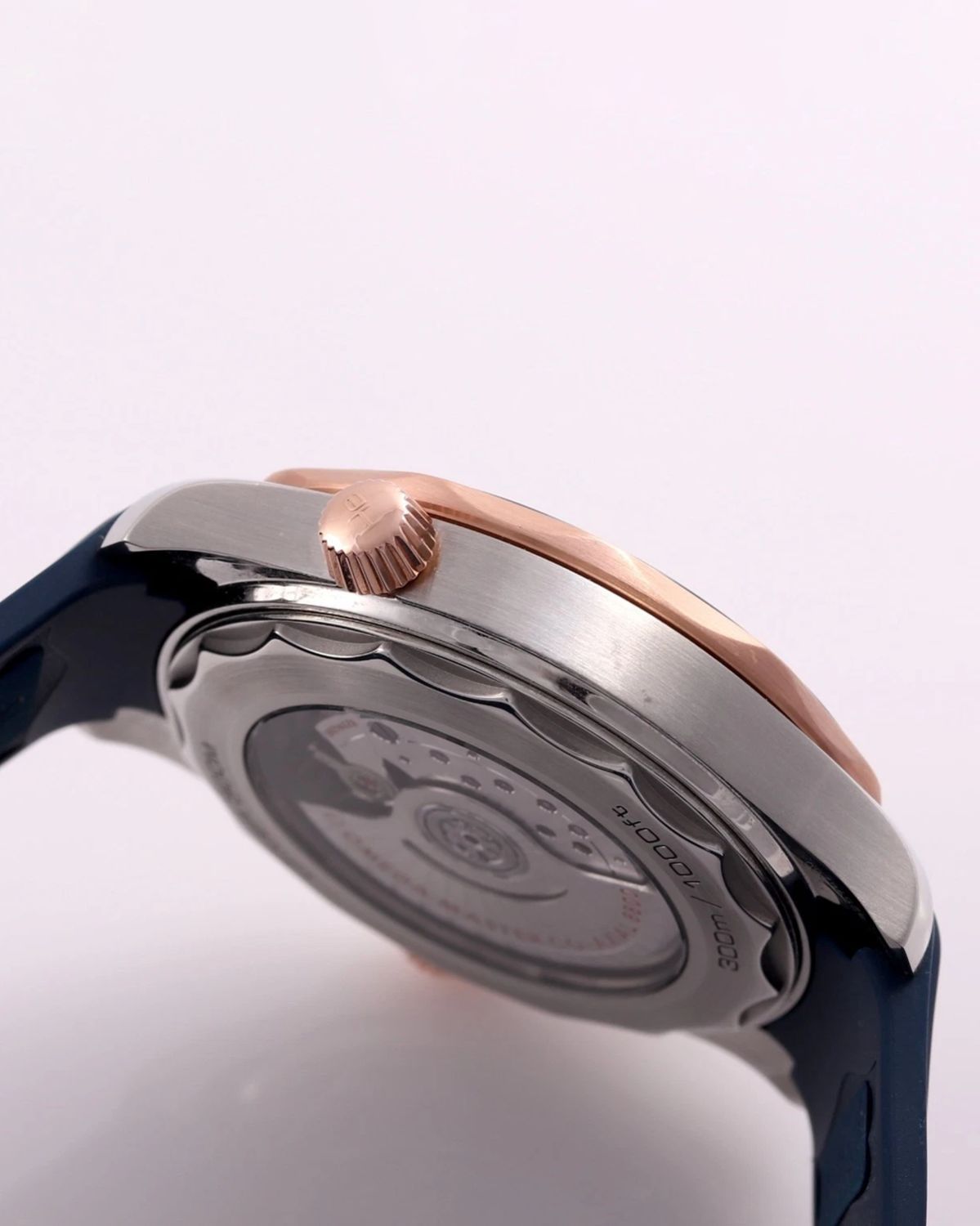 Omega 210.22.42.20.03.002