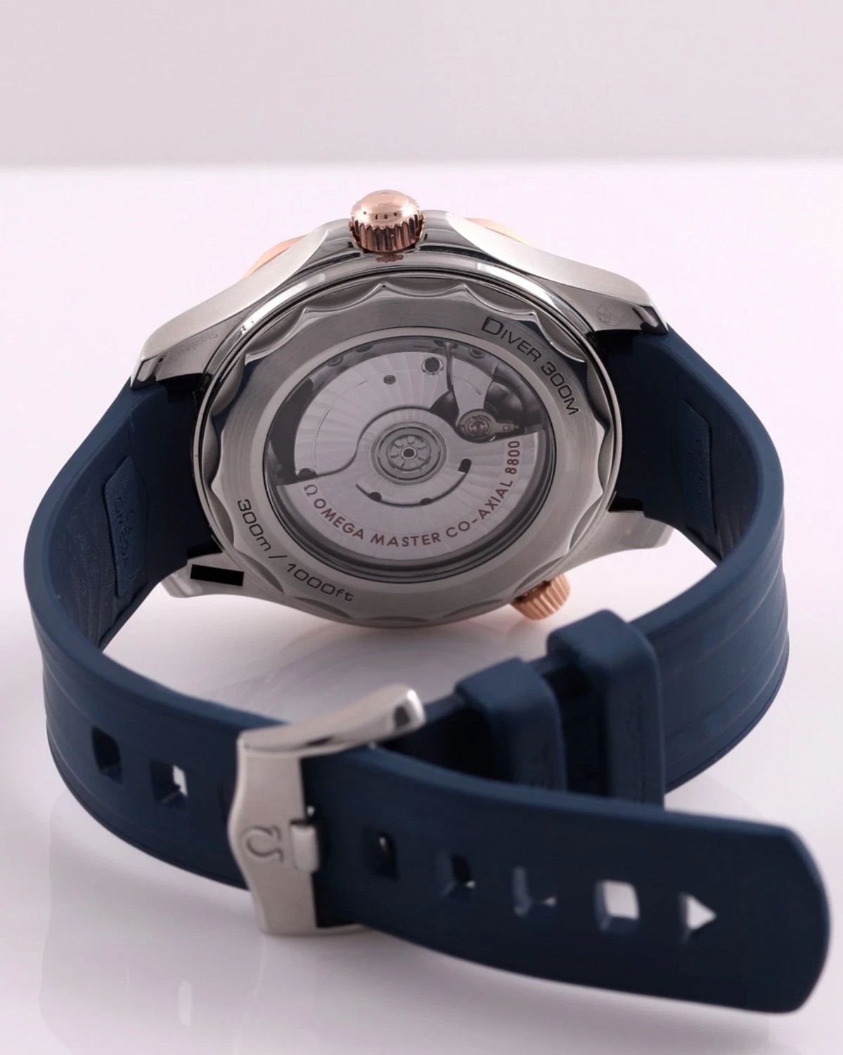 Omega 210.22.42.20.03.002