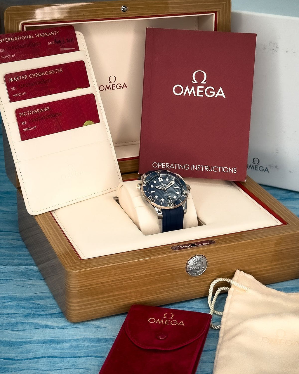 Omega 210.22.42.20.03.002