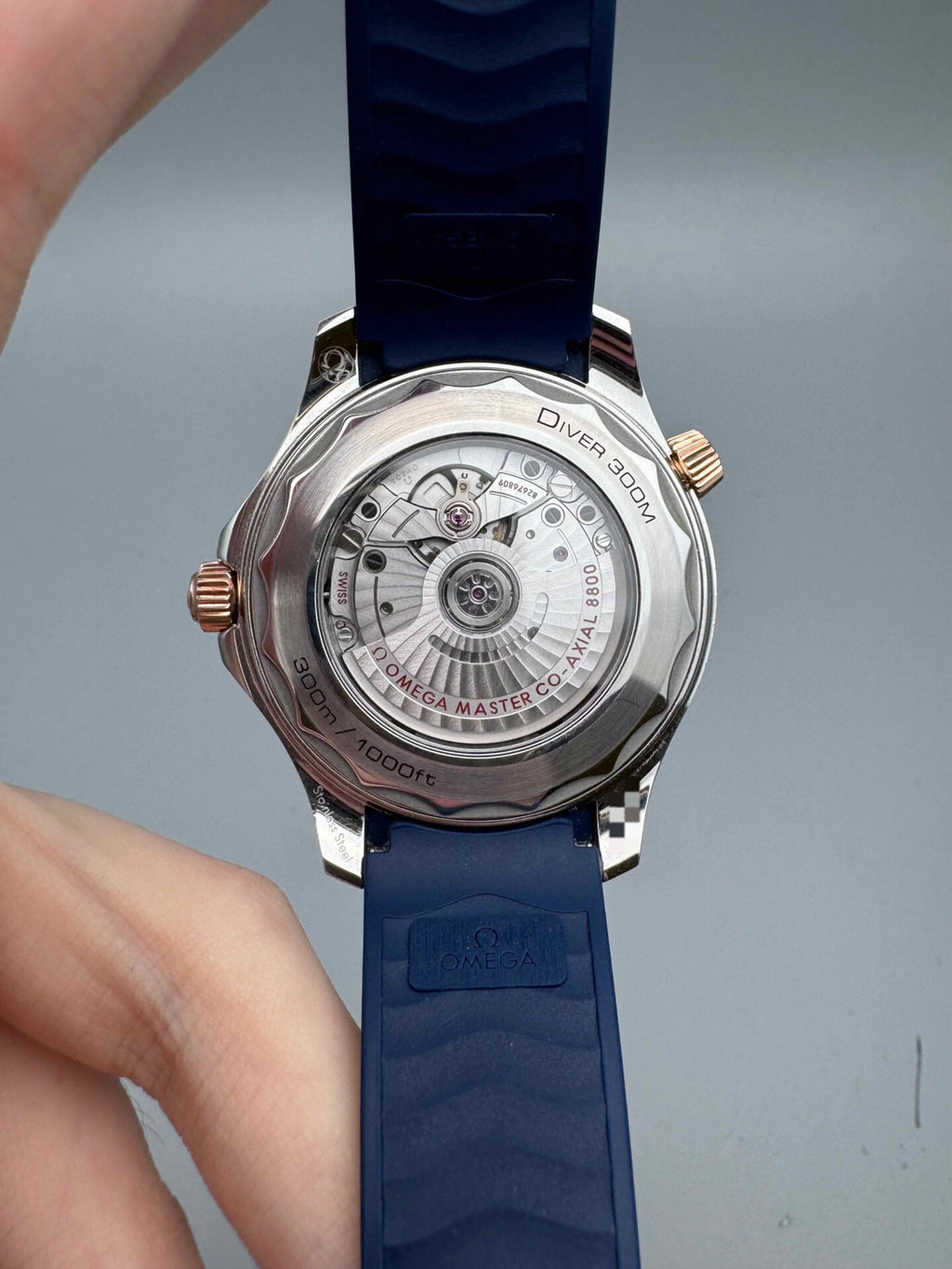 Omega 210.22.42.20.03.002