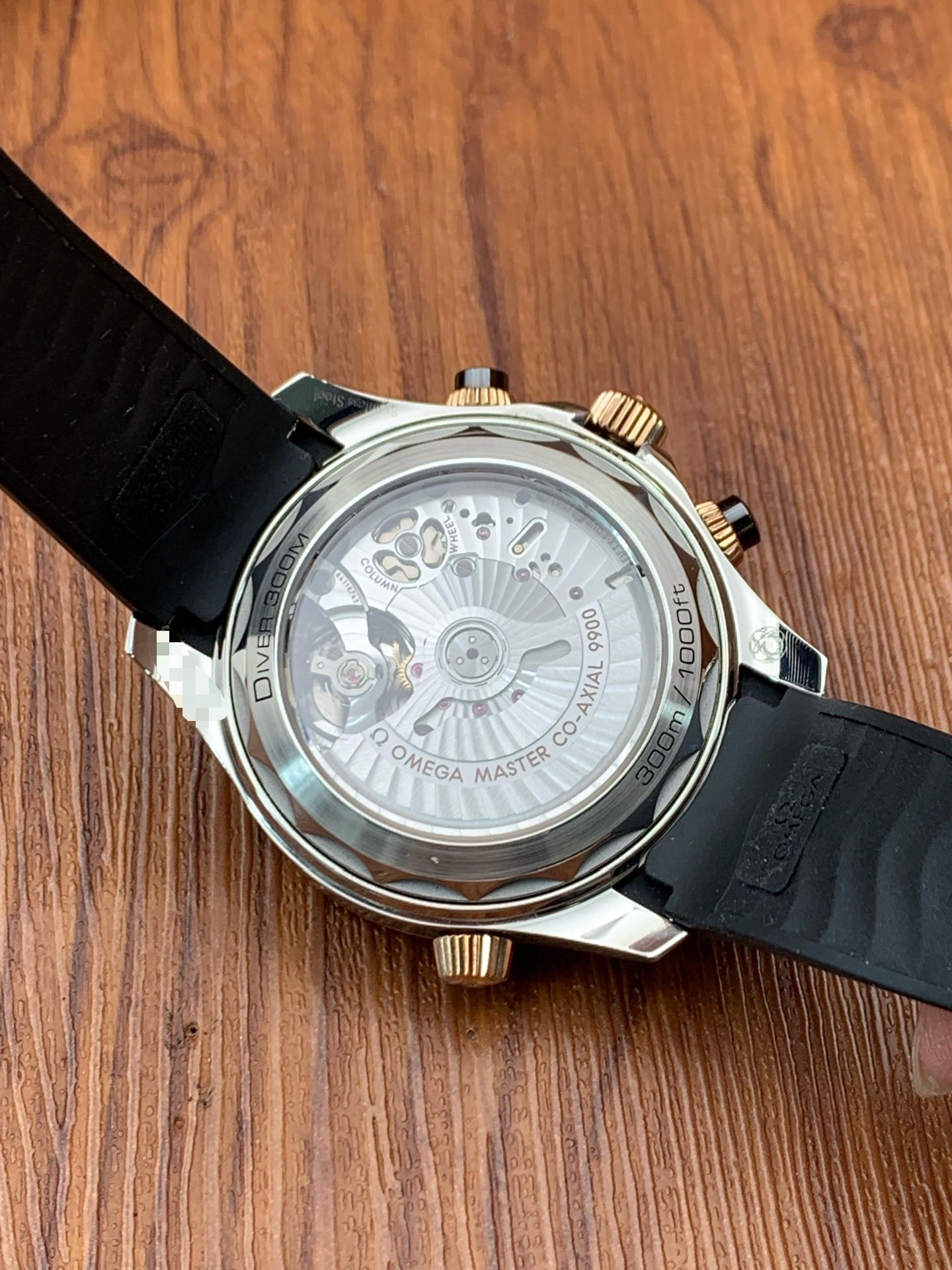 Omega 210.22.44.51.01.001