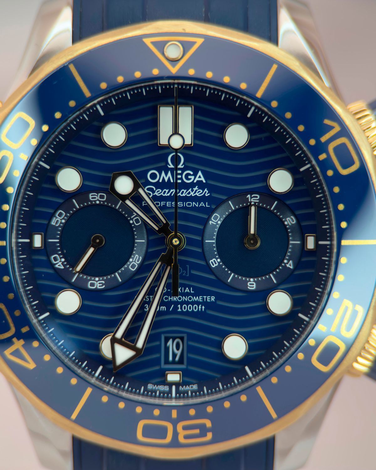 Omega 210.22.44.51.03.001