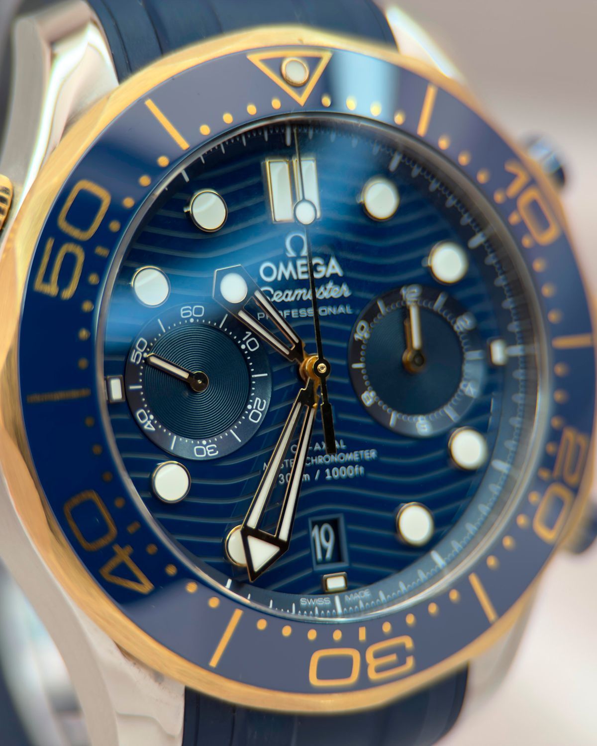 Omega 210.22.44.51.03.001