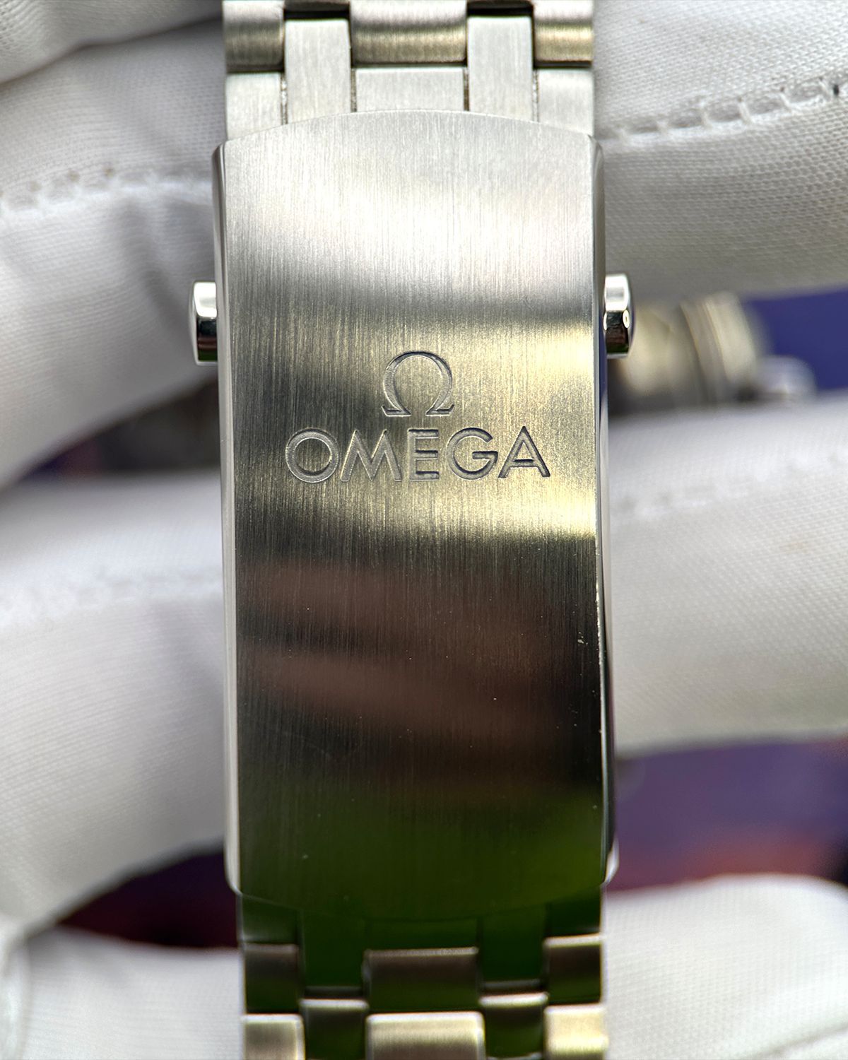 Omega 210.30.42.20.006.001