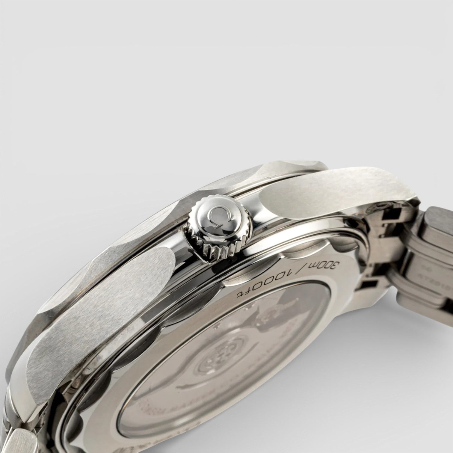 Omega 210.30.42.20.01.001