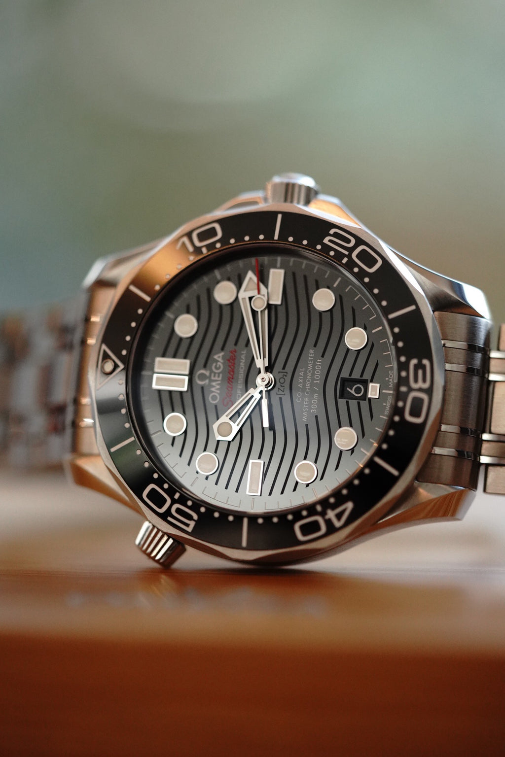 Omega 210.30.42.20.01.001