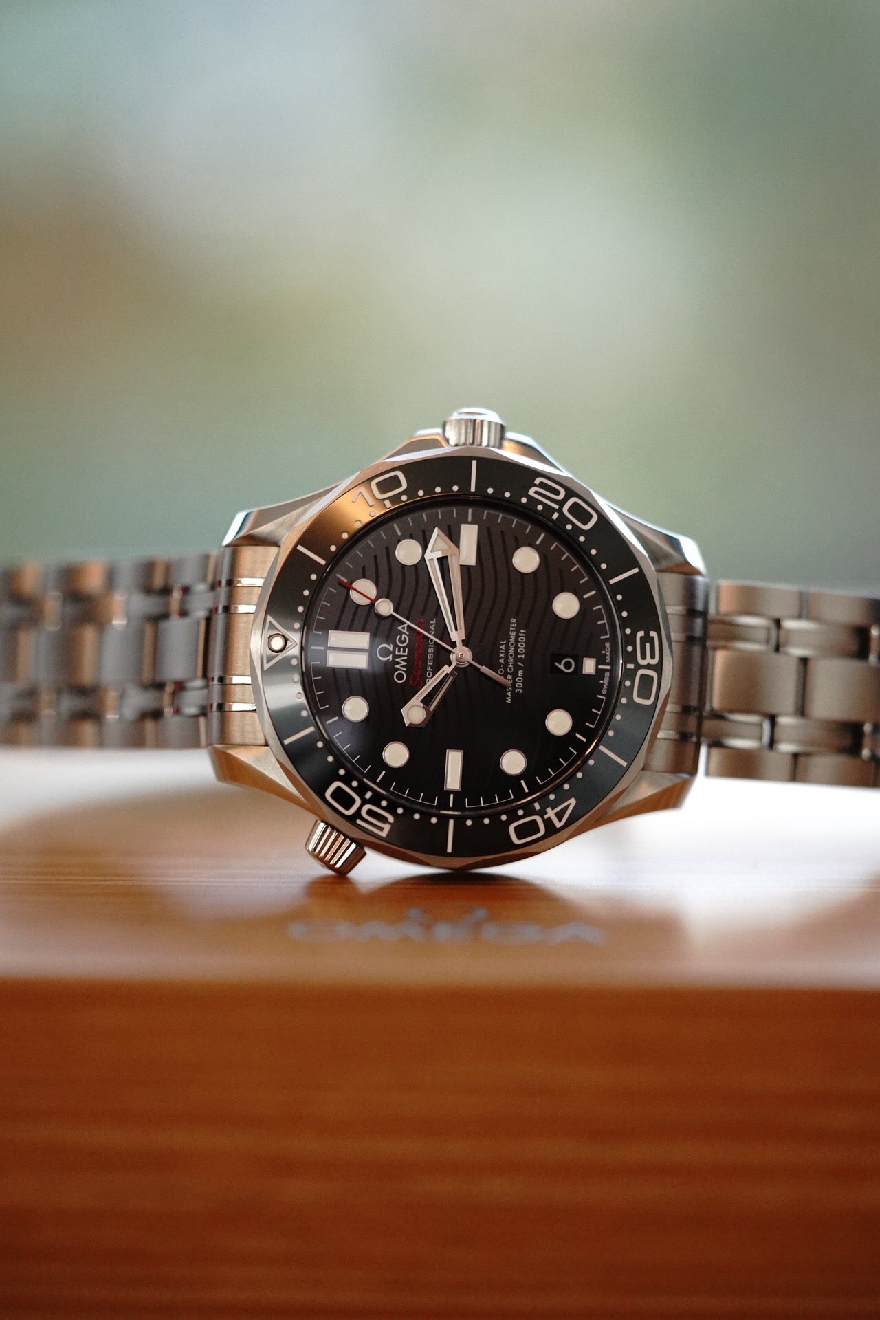 Omega 210.30.42.20.01.001