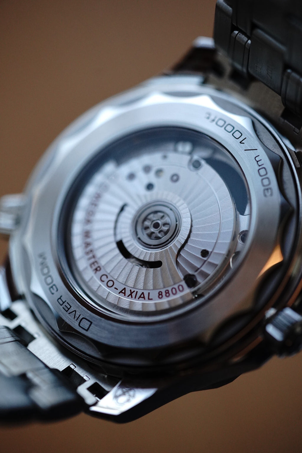 Omega 210.30.42.20.01.001