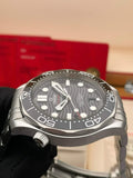 Omega 210.30.42.20.01.001