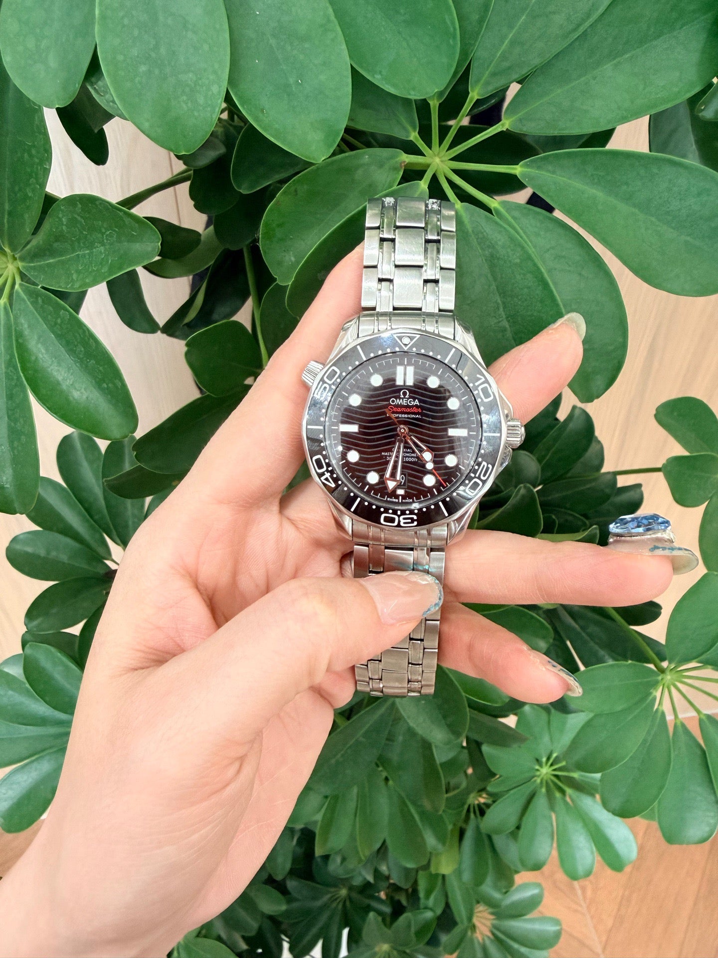 Omega 210.30.42.20.01.001