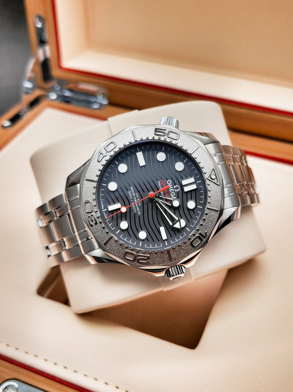 Omega 210.30.42.20.01.002