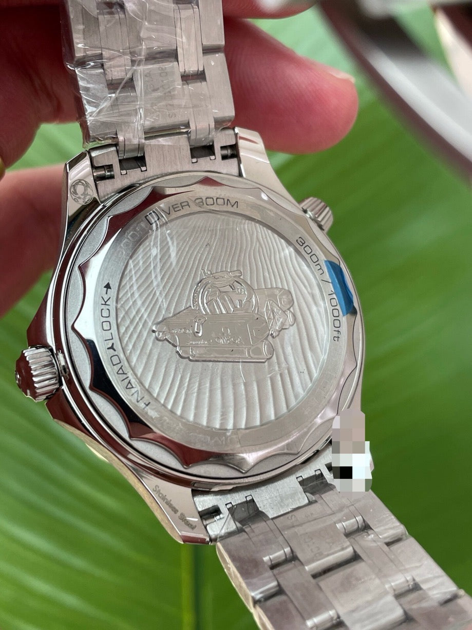 Omega 210.30.42.20.01.002